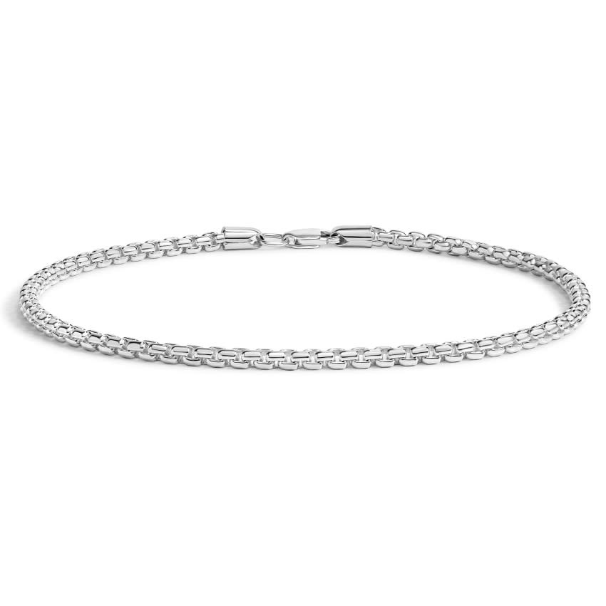 <p><a href="https://go.redirectingat.com?id=74968X1596630&url=https%3A%2F%2Fwww.brilliantearth.com%2FRiley-8-in.-Box-Chain-Bracelet-Silver-BE5CRB8%2F&sref=https%3A%2F%2Fwww.seventeen.com%2Flife%2Fg23515577%2Fcool-gifts-for-teen-boys%2F" rel="nofollow noopener" target="_blank" data-ylk="slk:Shop Now;elm:context_link;itc:0;sec:content-canvas" class="link ">Shop Now</a></p><p>Riley 8 in. Box Chain Bracelet</p><p>brilliantearth.com</p><p>$95.00</p>