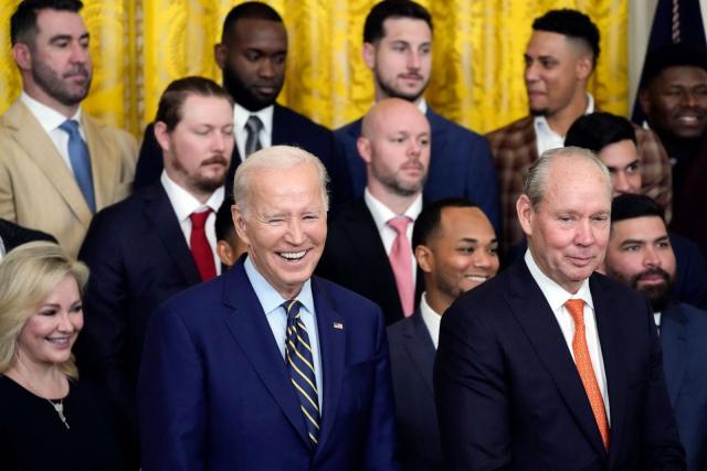 Biden hosts Astros, says he can relate to Dusty Baker, oldest manager to  win World Series