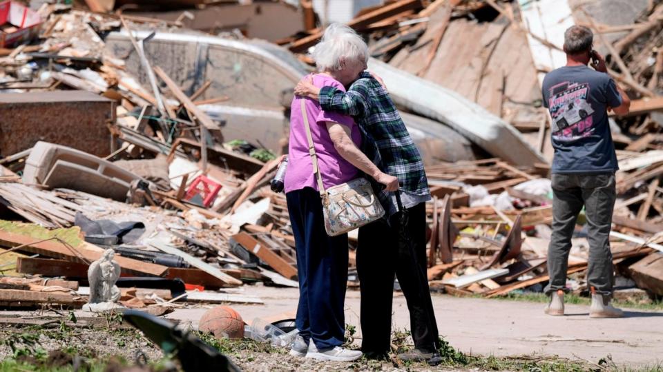 PHOTO: Severe Weather-Tornado Safety (Charlie Neibergall/AP)