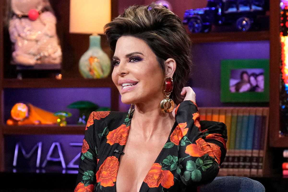 Fashion Statement! Lisa Rinna Shows Off Custom 'Mrs. Hamlin' Louis