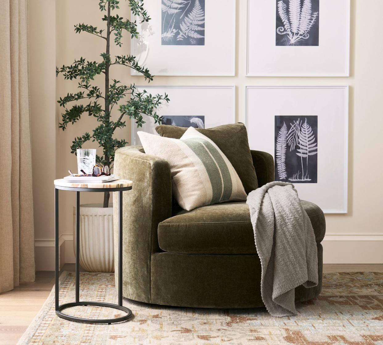 <p><a href="https://go.redirectingat.com?id=74968X1596630&url=https%3A%2F%2Fwww.potterybarn.com%2Fproducts%2Fbalboa-upholstered-swivel-armchair%2F&sref=https%3A%2F%2Fwww.housebeautiful.com%2Fshopping%2Ffurniture%2Fg60639588%2Fmost-comfortable-swivel-chairs%2F" rel="nofollow noopener" target="_blank" data-ylk="slk:Shop Now;elm:context_link;itc:0;sec:content-canvas" class="link rapid-noclick-resp">Shop Now</a></p><p>Balboa Swivel Chair</p><p>potterybarn.com</p><p>$989.00</p>