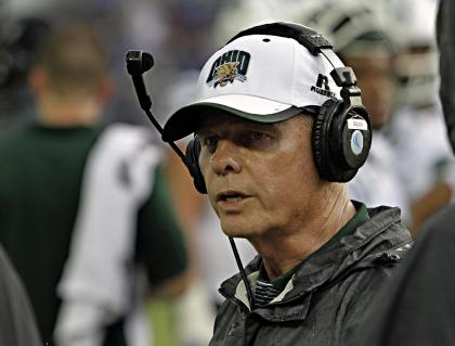 Ohio head coach Frank Solich. (AP Photo/Garry Jones)