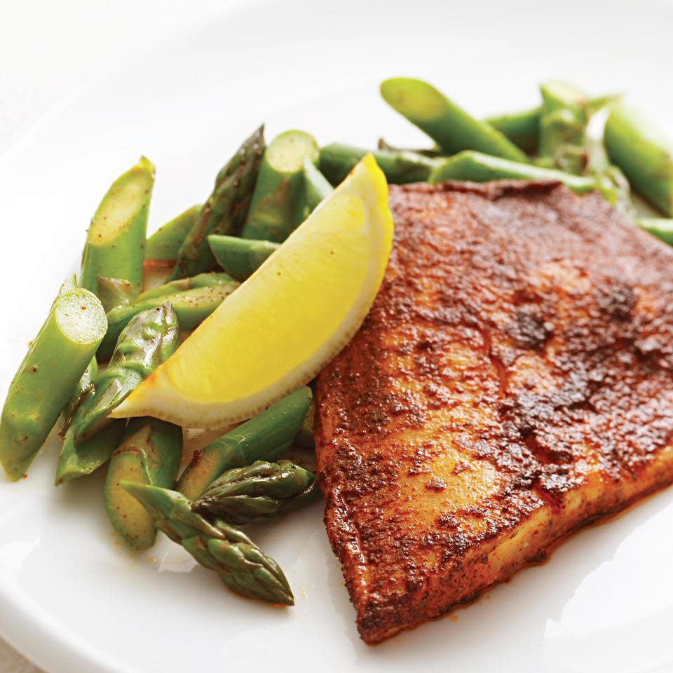 Chili-Rubbed Tilapia with Asparagus & Lemon