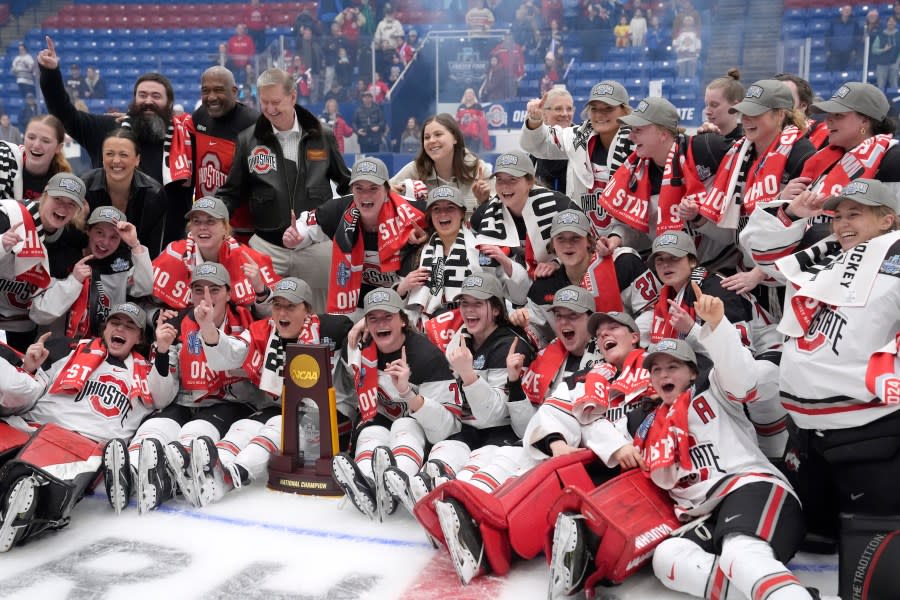 The Ohio State women's hockey team celebrates