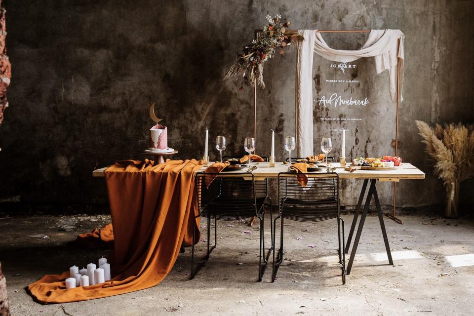 10 Eid Tablescapes for Breaking Fast in Style