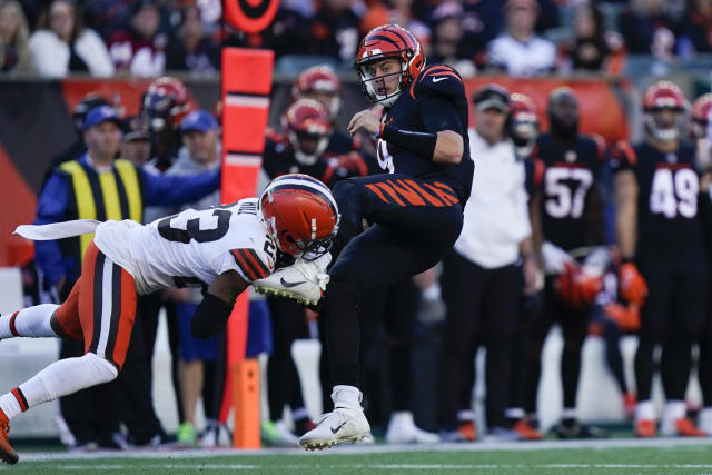 Burrow's pick-6 sets tone in Bengals' loss to Browns - The San Diego  Union-Tribune