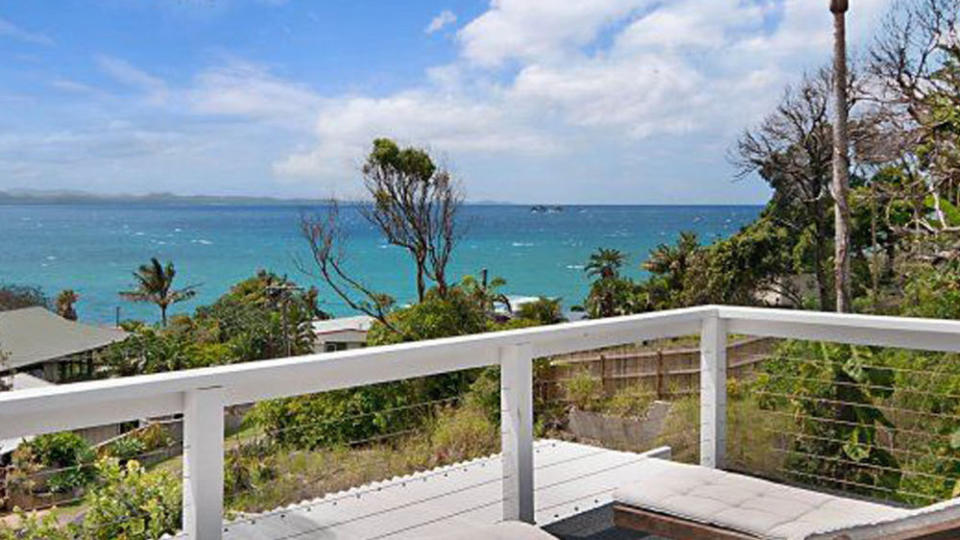 Grillen am Strand bei Byron Bay statt Maden im Camp