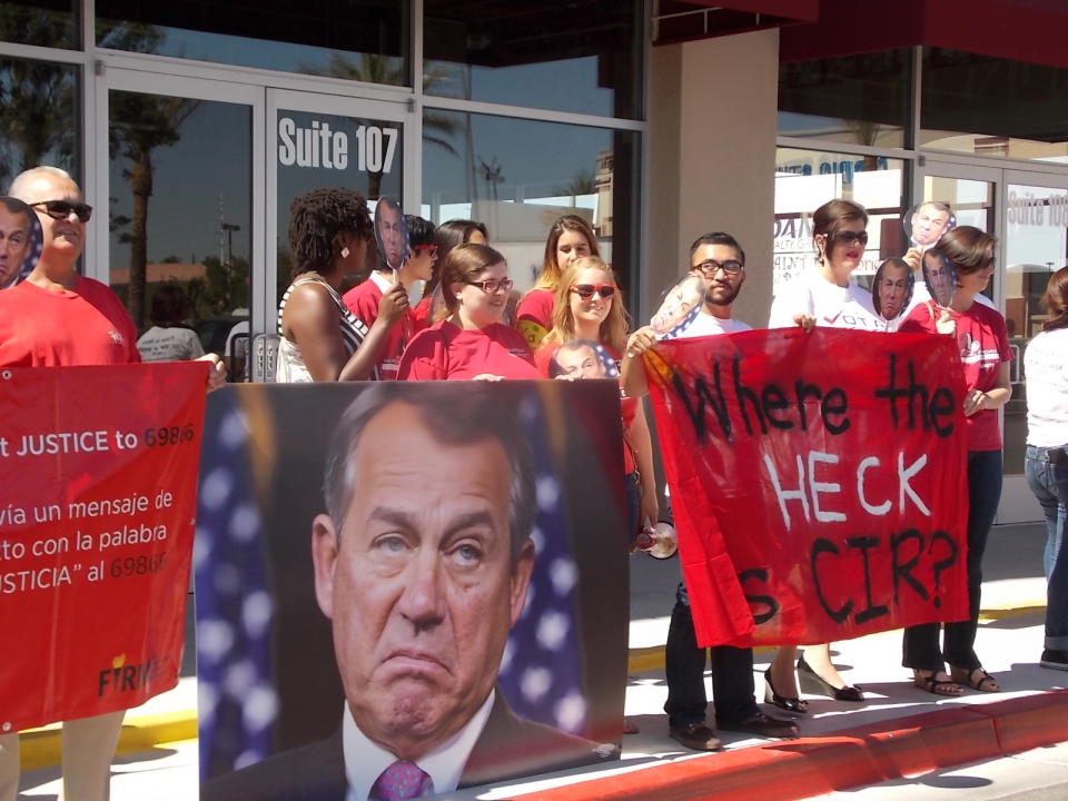 Demonstrators rally outside Republican Rep. Joe Heck’s office in Las Vegas, June 4, 2014. (Photo: Progressive Leadership Alliance of Nevada, Astrid Silva/AP)