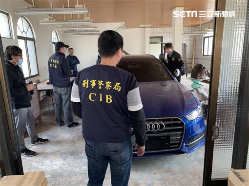 陳男的奧迪名車全被扣押。（圖／翻攝畫面）