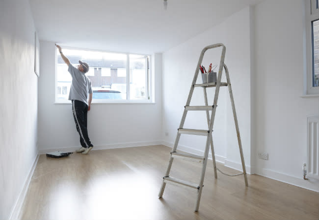 How to Get Rid of Paint Smell - Painting a Room
