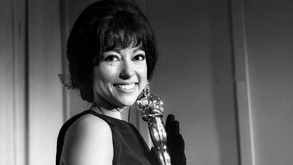 Rita Moreno won an Oscar for Best Supporting Actress for her role in <em>West Side Story.</em> (Photo: Bettmann Archive/Getty Images)