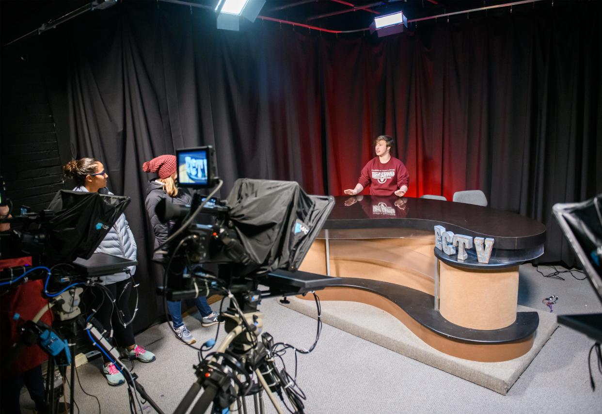 The new radio and television broadcasting program at Eureka College features a fully-functioning, multiple-camera TV studio for news and sports broadcasting. ECTV will be airing original programs produced by students, Eureka College sporting events, and old movies and cartoons.