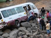 Busunfall bei Lima: In den vergangenen Tagen kamen Dutzende Menschen ums Leben. Foto: Carlos Lezama
