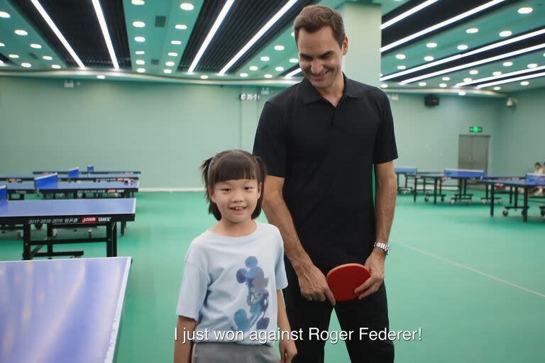 "¡Acabo de ganarle a Roger Federer!", proclama Pineapple; la campeona y el ex campeón disfrutaron a lo grande.