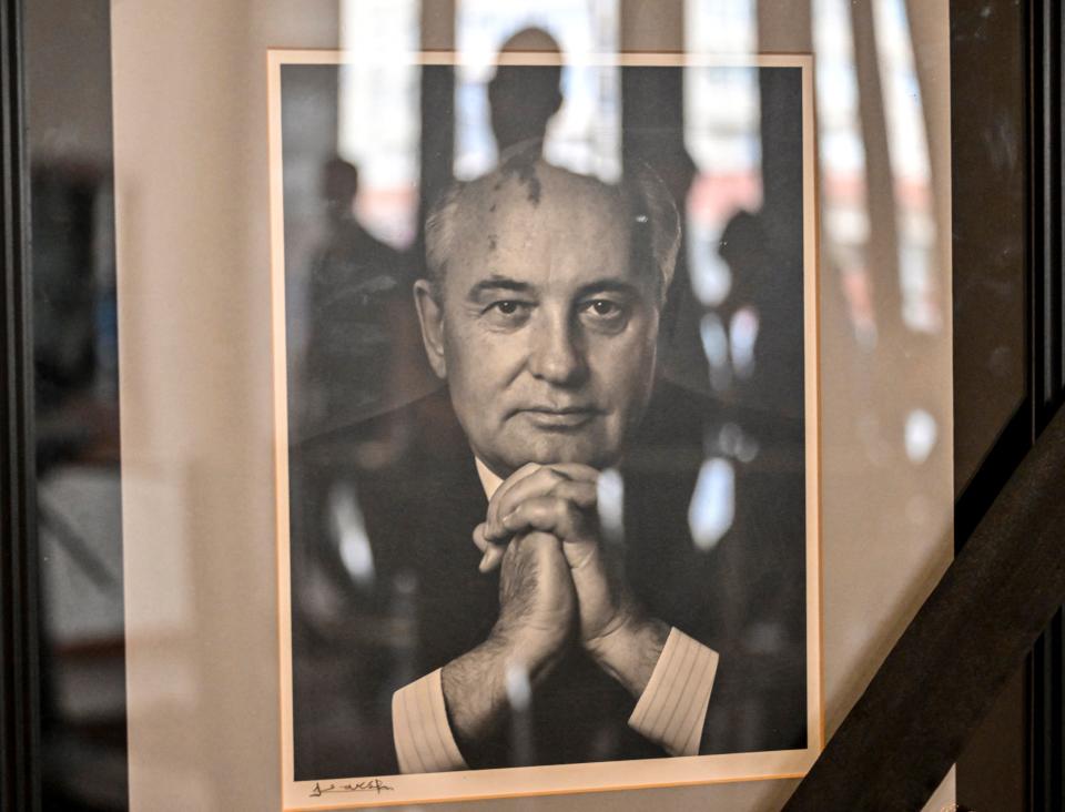 TOPSHOT - A picture shows a portrait of the last leader of the Soviet Union and recipient of the Nobel Peace Prize in 1990, Mikhail Gorbachev, displayed in his memory in his office at the Gorbachev Foundation headquarters in Moscow, on August 31, 2022. - Mikhail Gorbachev, who changed the course of history by triggering the demise of the Soviet Union and was one of the great figures of the 20th century, died in Moscow on August 30, 2022, aged 91. (Photo by Alexander NEMENOV / AFP) (Photo by ALEXANDER NEMENOV/AFP via Getty Images)