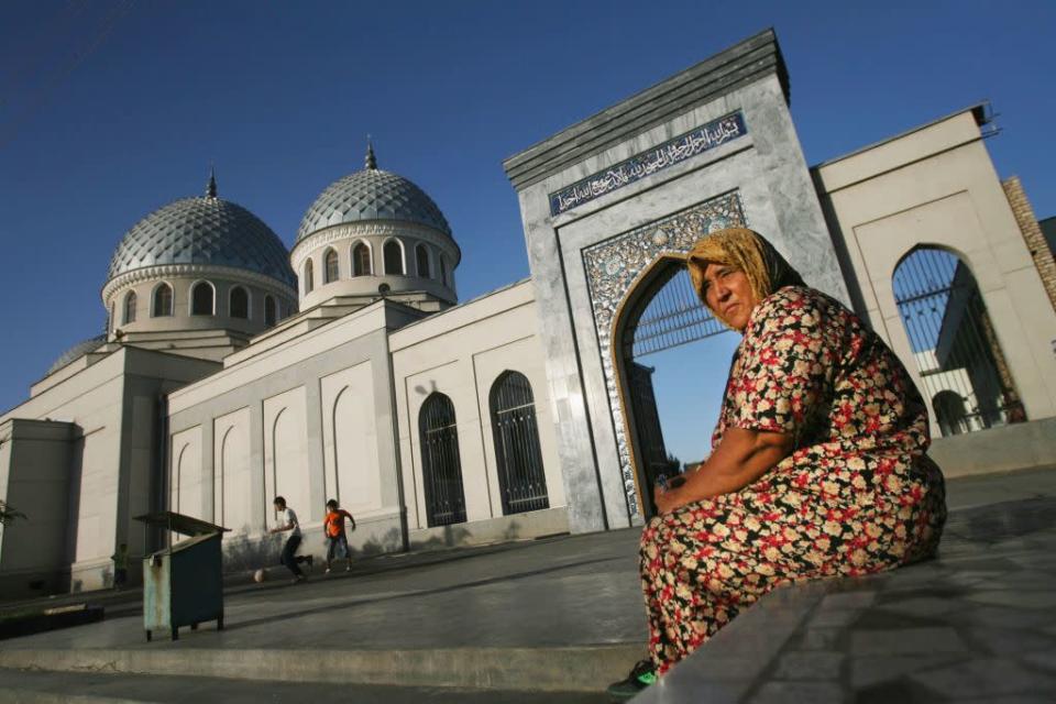 <b>TASHKENT, UZBEKISTAN:</b> An Uzbek woman outside the Juma Mosque in Tashkent in the central Asian country of Uzbekistan. The mosque was built in the 9th century after the Arab invasion of the ancient Zoroastrian Tashkent region.