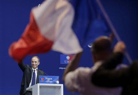 French UMP political party leader Jean-Francois Cope attends a campaign rally before the European Parliament elections in Paris, May 21, 2014. REUTERS/Jacky Naegelen