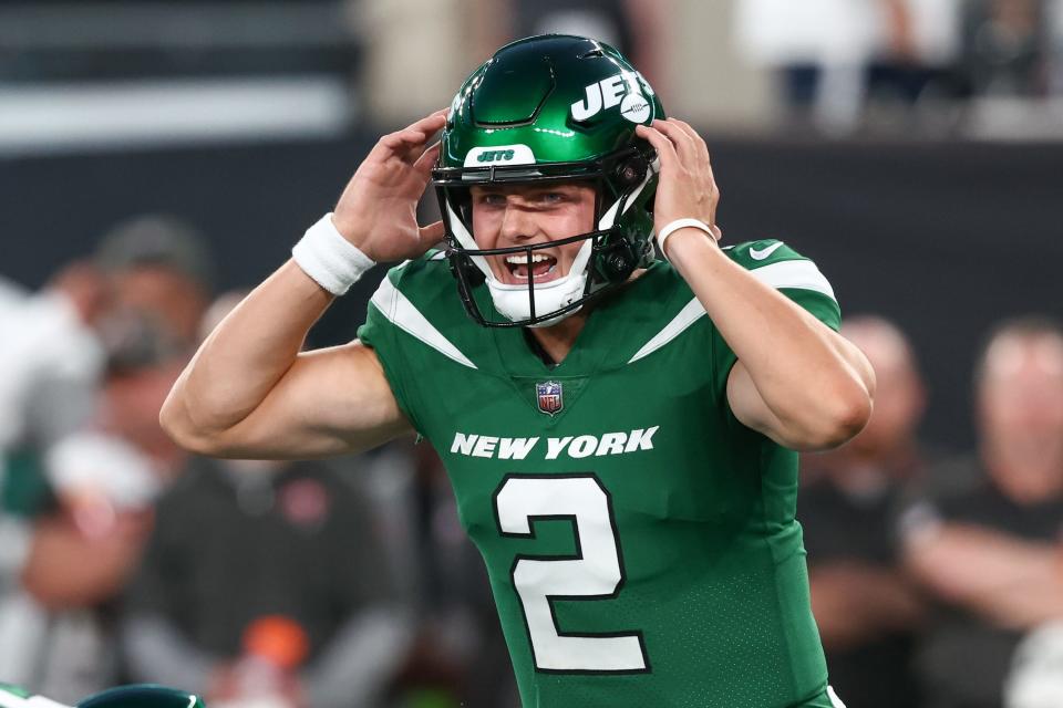 New York Jets quarterback Zach Wilson (2) calls a play against the Tampa Bay Buccaneers during the first half at MetLife Stadium.
