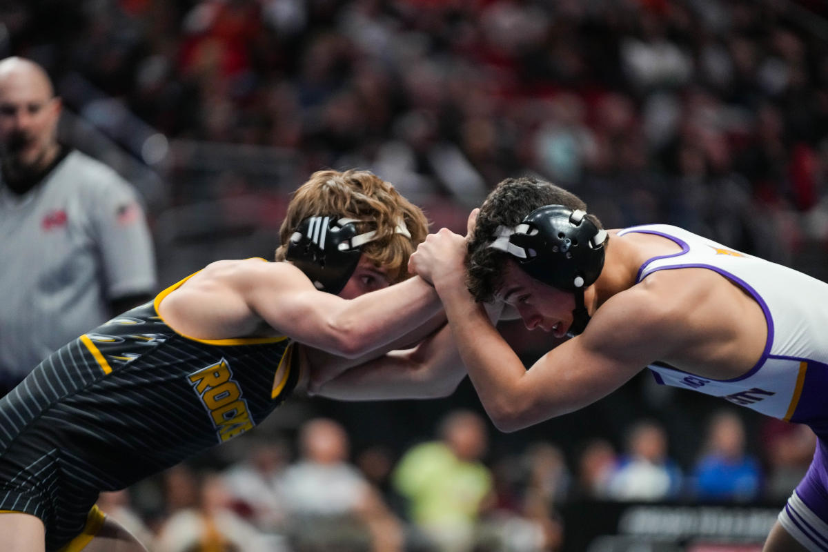 Iowa high school state wrestling updates on the final day of the IHSAA