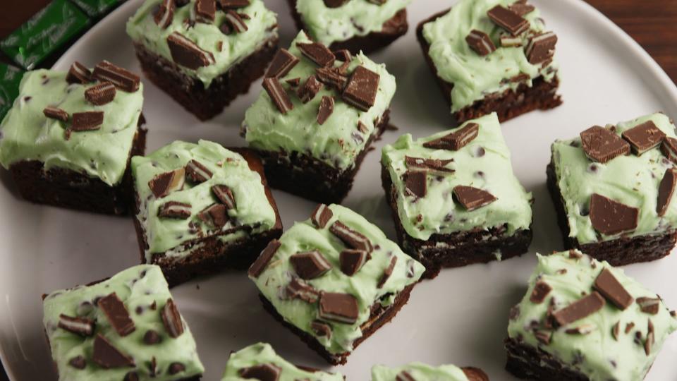 <p>Mint+chocolate were meant for more than just ice cream.</p>