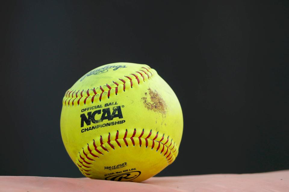 WCWS 2025 Game times, scores & TV schedule for NCAA softball Women's