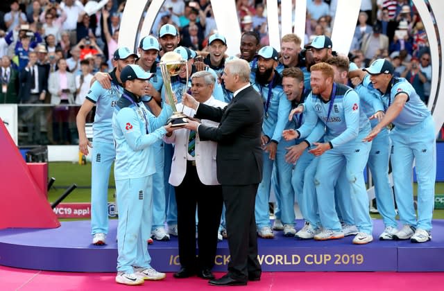 Prince Andrew presents the World Cup to England’s Eoin Morgan