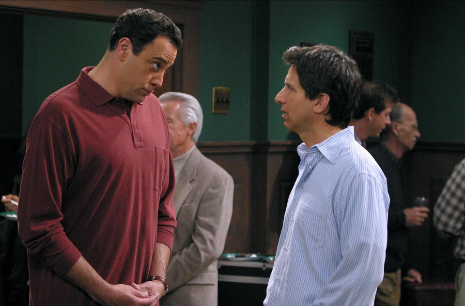 Everybody Loves Raymond Ray Romano, Brad Garrett (Alamy)