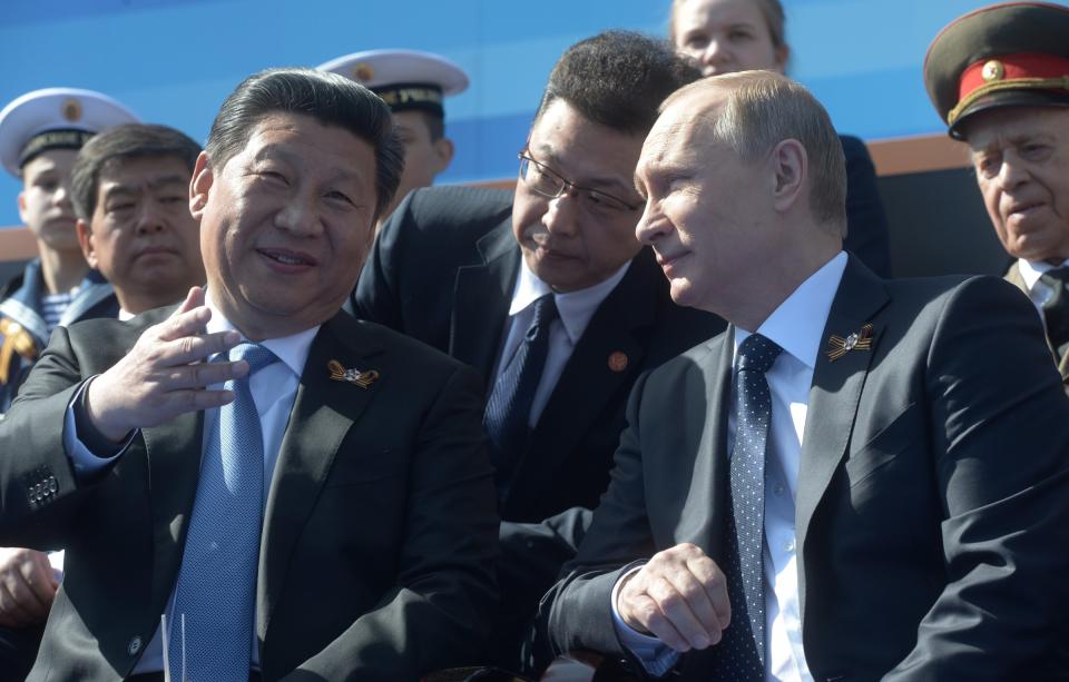 Putin and Xi parade