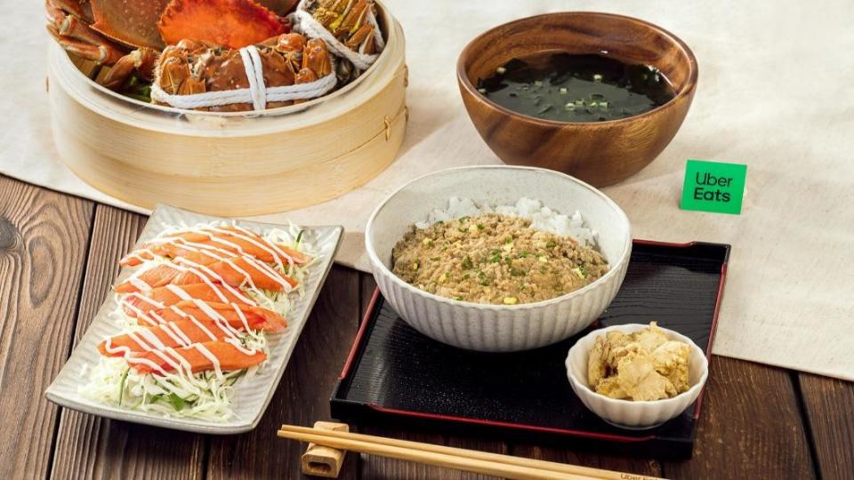 優市24小時即時送，搭配生鮮食材也能端出居家版「秋蟹饗宴」。（圖／Uber Eats提供）