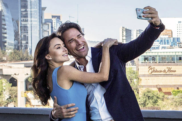 Angelique Boyer y Sebastián Rulli celebran el amor en Francia