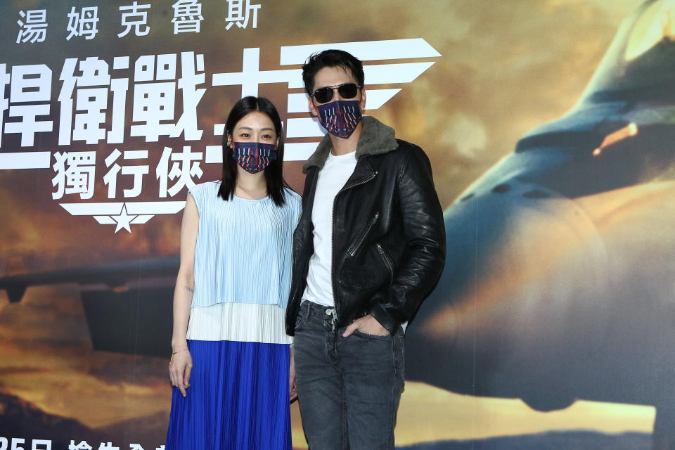 胡宇威（右）、謝欣穎出席《捍衛戰士：獨行俠》首映派對。（圖／非凡娛樂）