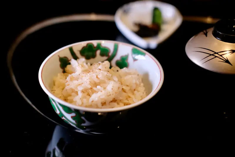 ▲最為招牌的「蒜香炒飯」，是道讓人驚艷且會回味再三的主食。（圖／記者葉盛耀攝）