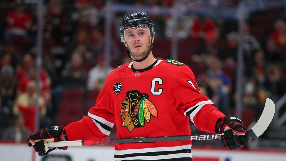 After over 1,000 games and three Stanley Cups with the Chicago Blackhawks, captain Jonathan Toews' patience may be running out with the team entering a full rebuild. (Getty Images)