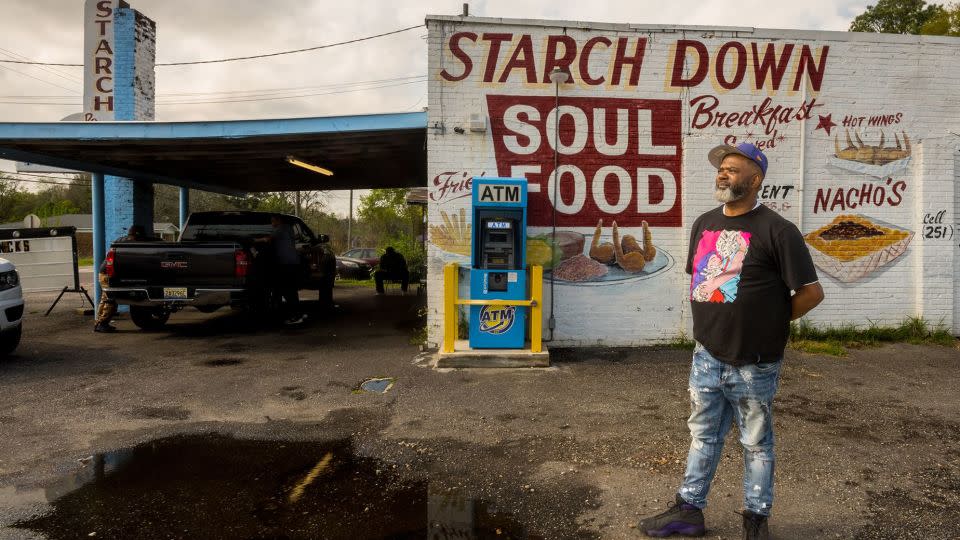 Starch Down in Prichard, Alabama. - Kate Medley