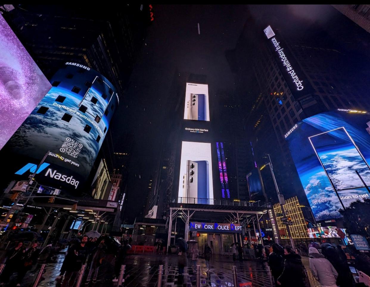 Sent Into Space recently wrapped up a project with Samsung for the release of the new Galaxy S24. The results of the partnership, which involved taking photos from space using the mobile handsets from around the country, could recently be seen in Times Square in New York City.