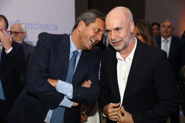 Sergio Massa y Horacio Rodríguez Larreta en la cena de Conciencia