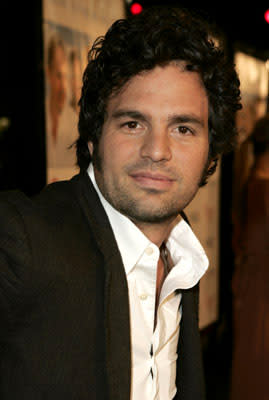 Mark Ruffalo at the LA premiere of Warner Bros.' Rumor Has It...