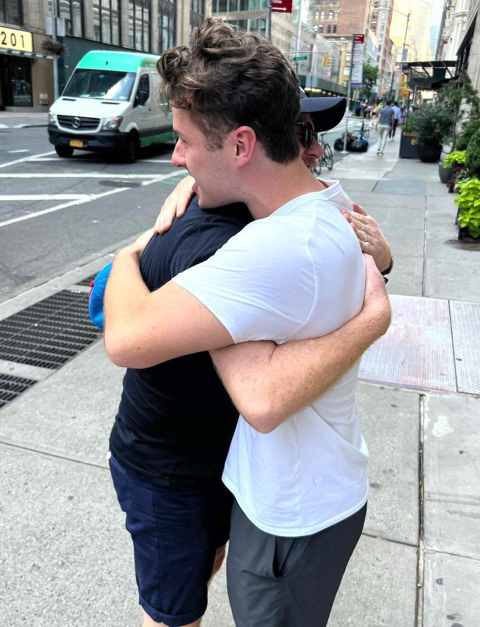 Jesse Tyler Ferguson,  Nolan Gould