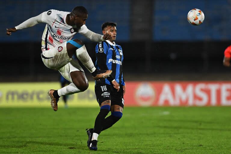 En Uruguay, por la primera rueda, Liverpool le ganó a San Lorenzo 1 a 0 con un gol que se dio cuando el partido se extinguía