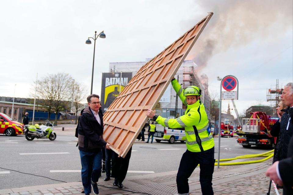 A painting is removed from the building (Ritzau Scanpix/AFP via Getty Ima)