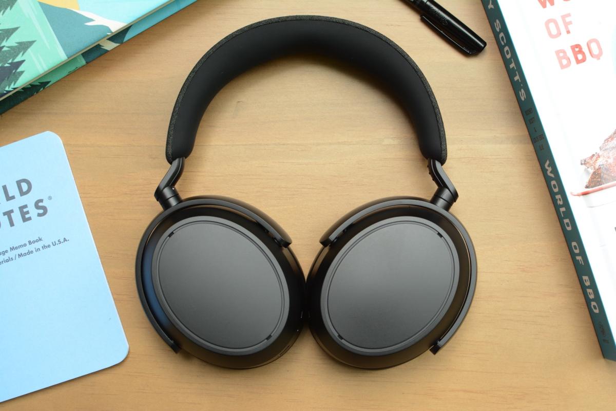 Sennheiser Momentum 4 Wireless review: Incredible 60-hour battery