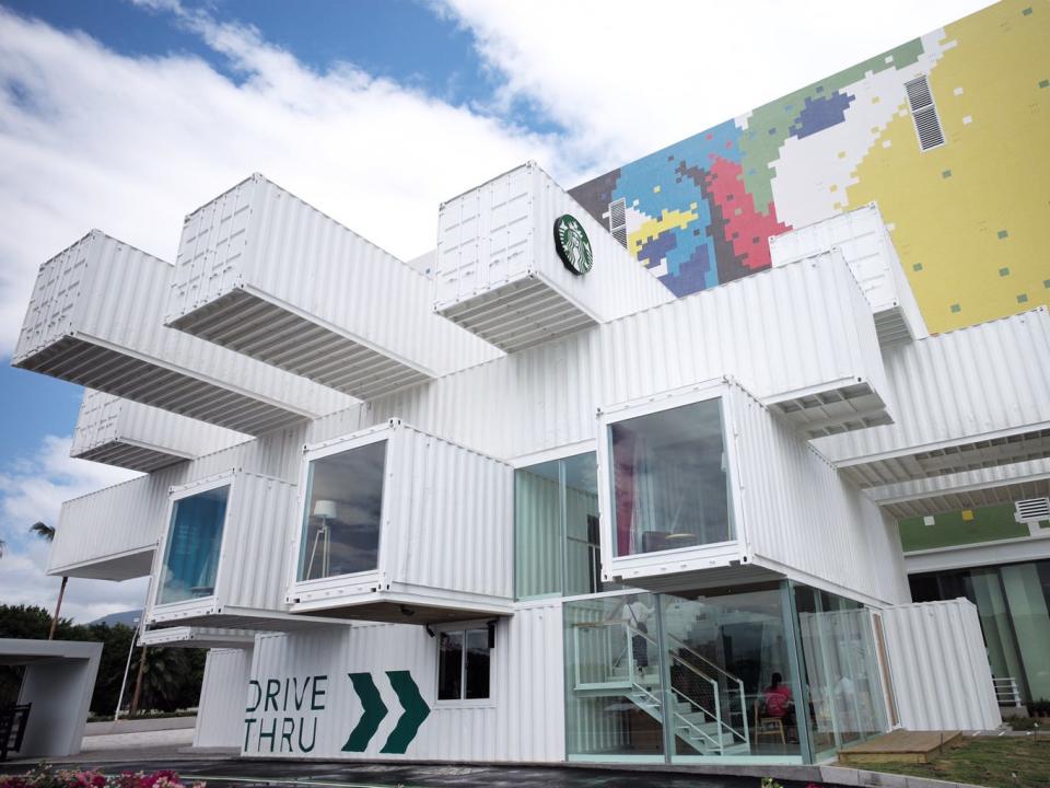 starbucks taiwan shipping container store