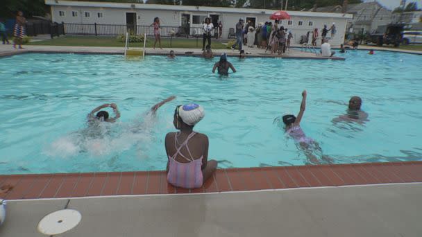 PHOTO: Students at the Nile Swim Club practice swimming skills. (ABC News)