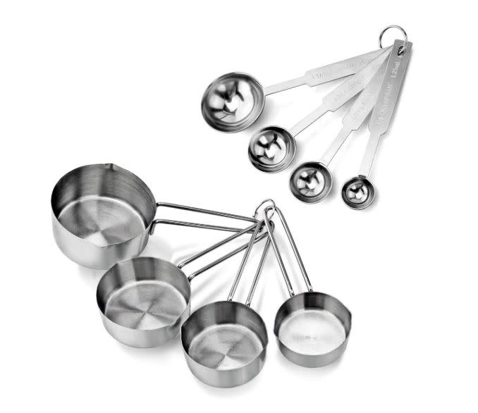 Add just the right amount of salt and spice with these stainless steel measuring cups and spoons. <strong><a href="https://www.amazon.com/New-Star-Foodservice-42917-Stainless/dp/B00KH9PR48/ref=sr_1_5?s=home-garden&amp;ie=UTF8&amp;qid=1547577518&amp;sr=1-5&amp;keywords=measuring+cups+and+spoons+set" target="_blank" rel="noopener noreferrer">Find them here.﻿</a></strong>