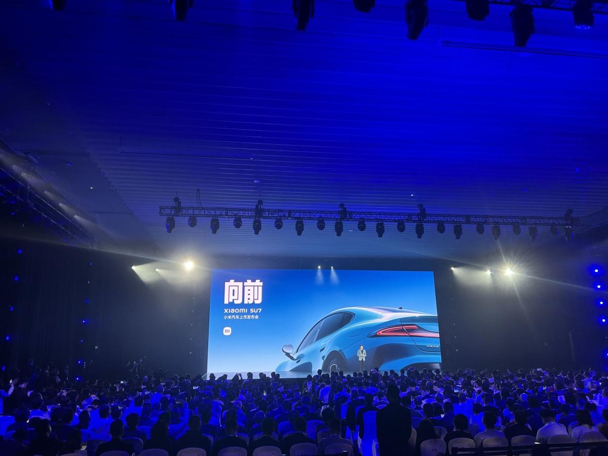Xiaomi enters cut-throat EV race with ,900 SU7 series
