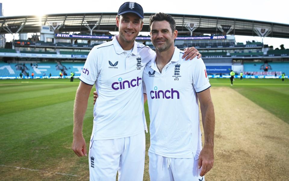 England's Stuart Broad and James Anderson pose for a photo after day five of the LV= Insurance Ashes Fifth Test match between England and Australia at The Kia Oval on July 31, 2023 in London, England