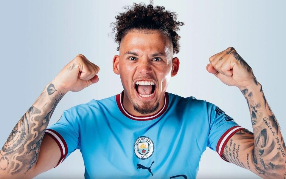 Kalvin Phillips in his Man City shirt - Manchester City FC