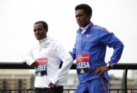 Britain Athletics - London Marathon Previews - London - 20/4/17 Kenenisa Bekele (L) and Feyisa Lilesa (R) of Ethiopia ahead of the 2017 Virgin Money London Marathon Action Images via Reuters / Matthew Childs Livepic