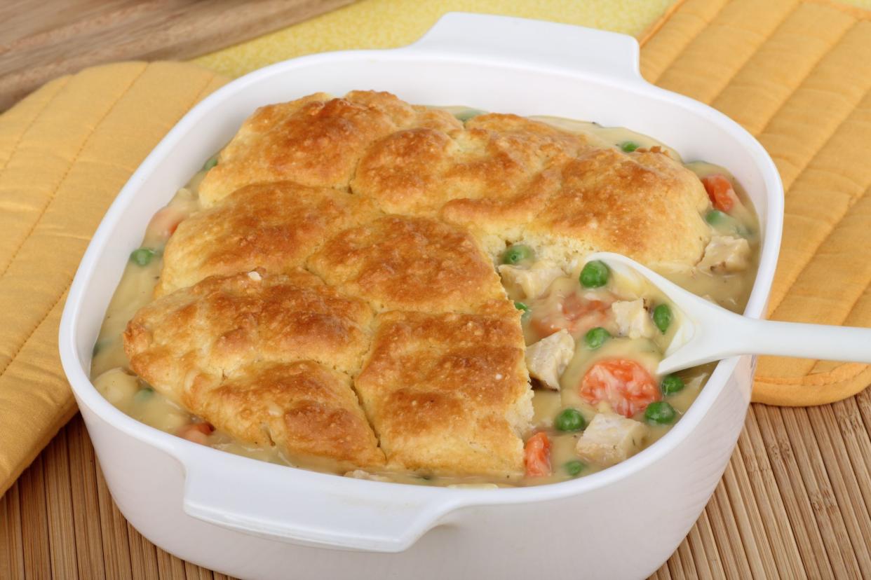 Chicken pot pie with carrota and peas