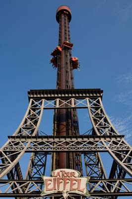 La Tour Eiffel, Hopi Hari, Elevador de 69 metros de altura.…